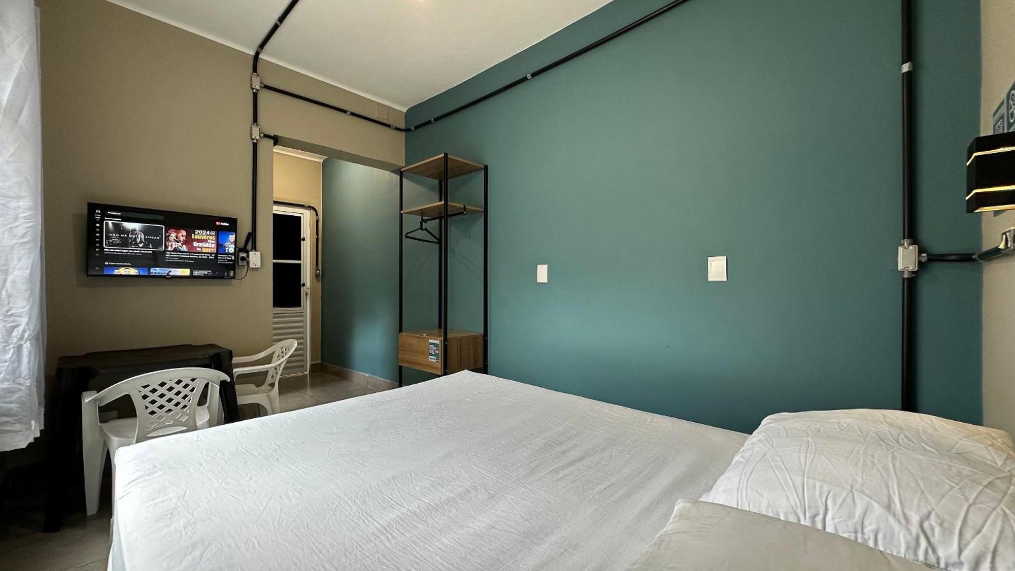 Suite 02 • Praia Das Pitangueiras Гуаружа Экстерьер фото