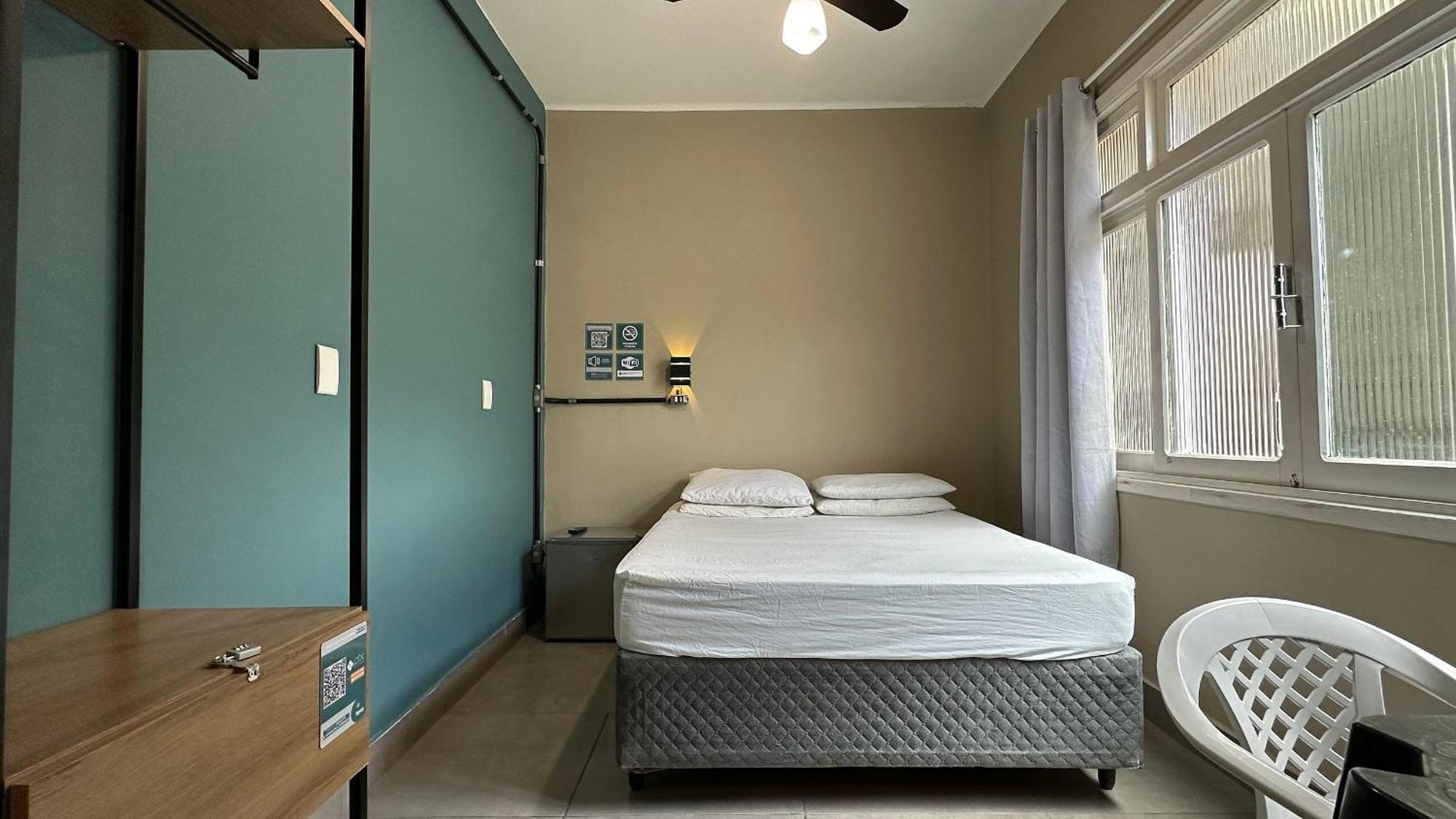 Suite 02 • Praia Das Pitangueiras Гуаружа Экстерьер фото
